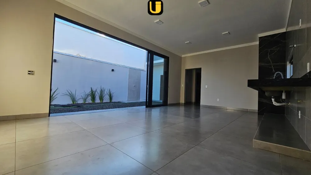 Casa, 2 quartos, 250 m² - Foto 1