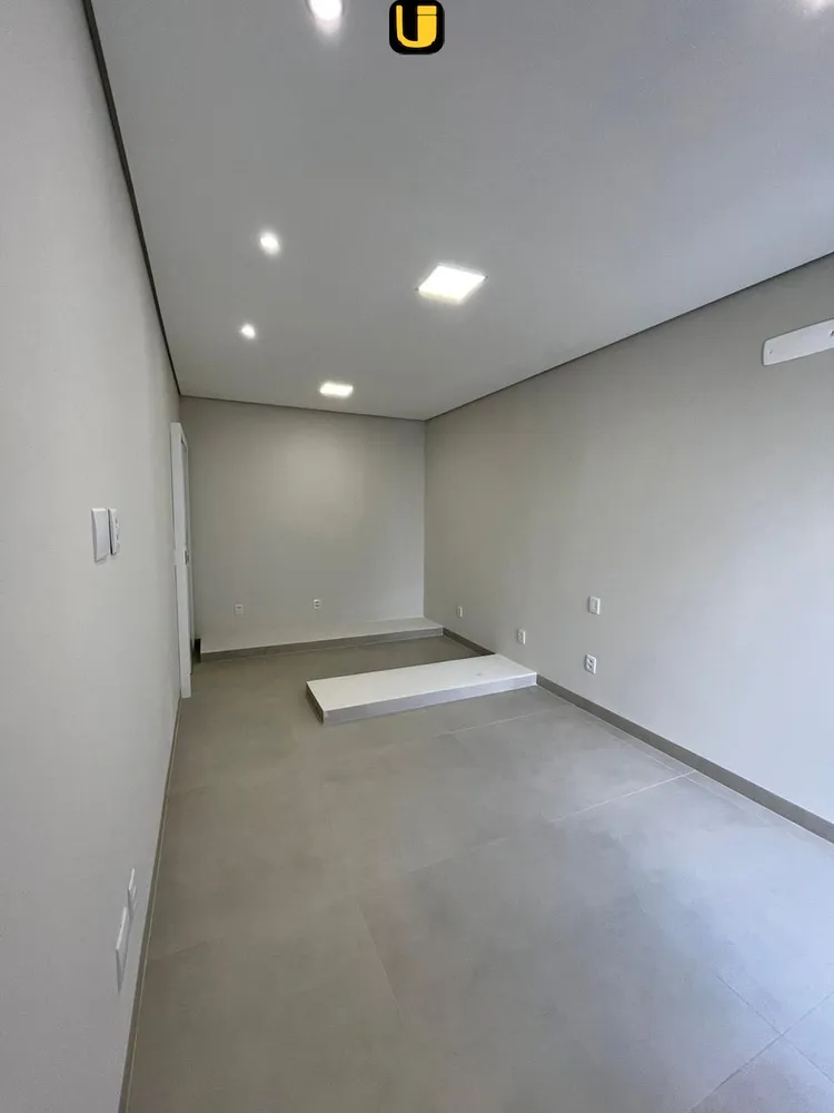 Casa, 3 quartos, 251 m² - Foto 3