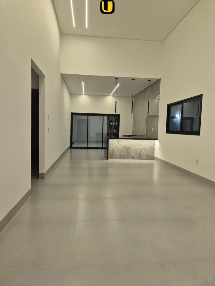 Casa, 3 quartos, 250 m² - Foto 1