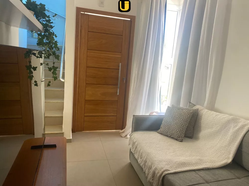 Casa à venda com 3 quartos, 113m² - Foto 2