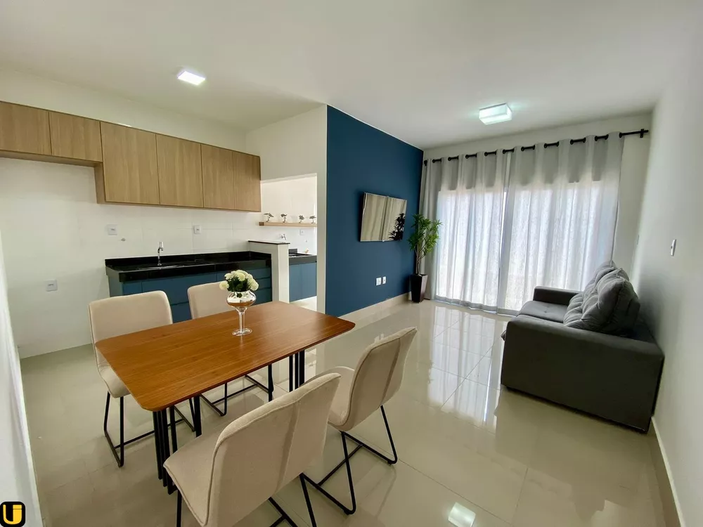 Casa à venda com 3 quartos, 125m² - Foto 1