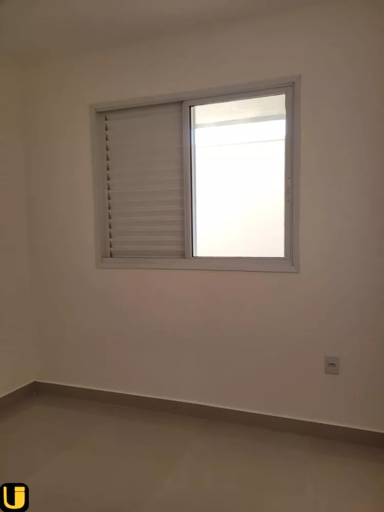 Apartamento à venda com 2 quartos, 51m² - Foto 2