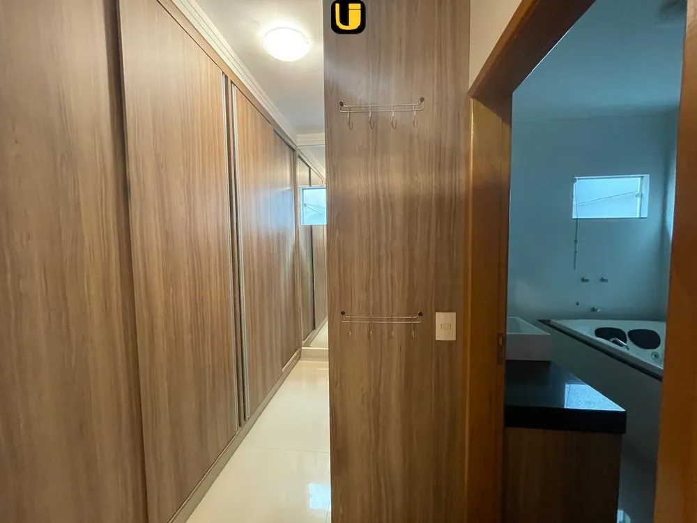 Casa, 3 quartos, 250 m² - Foto 8