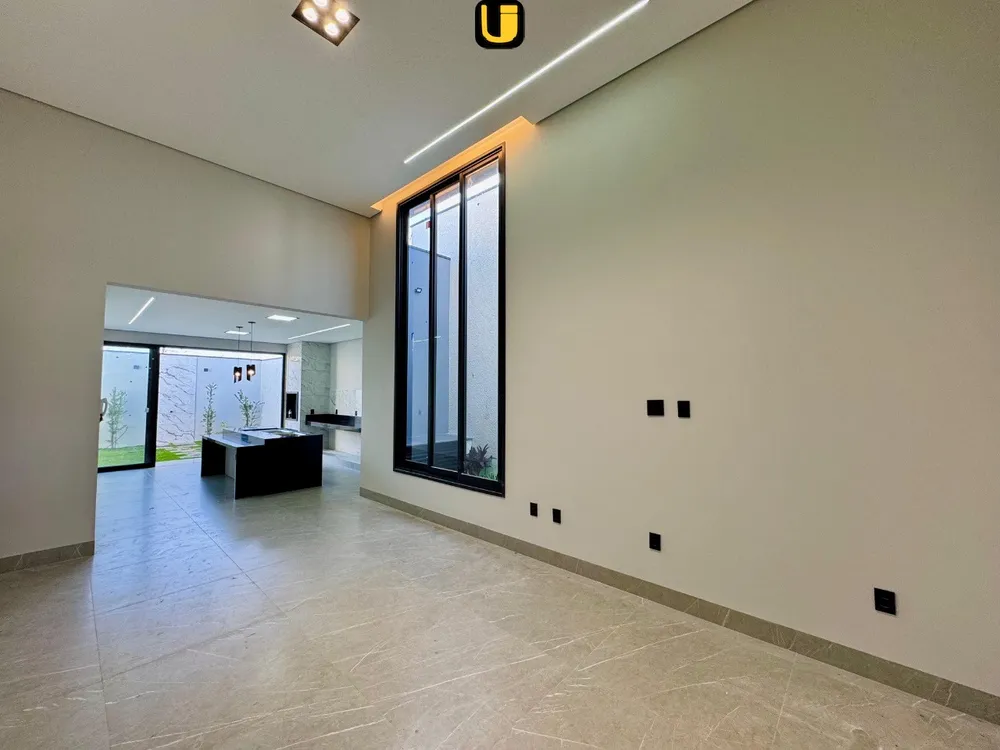 Casa, 3 quartos, 250 m² - Foto 1