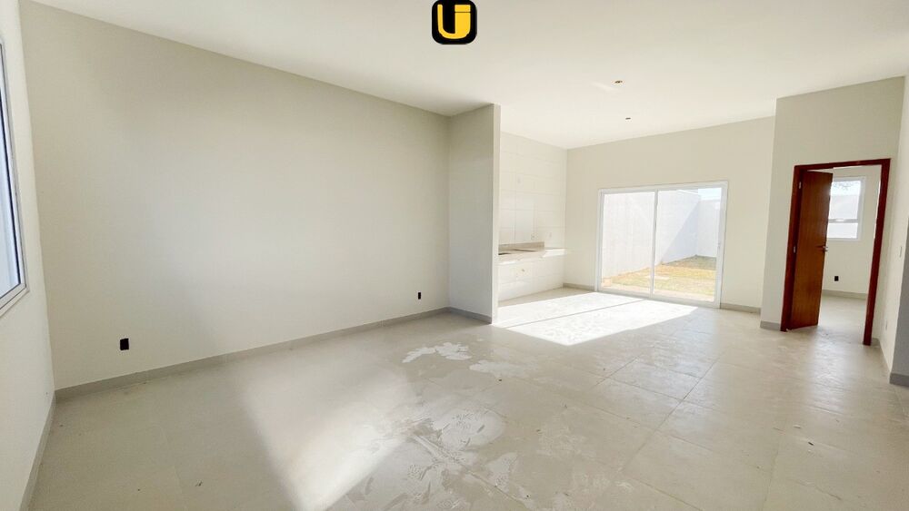 Casa, 2 quartos, 250 m² - Foto 1