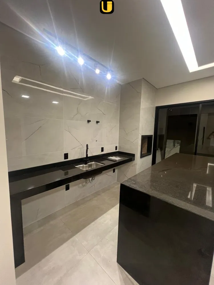 Casa, 3 quartos, 250 m² - Foto 4