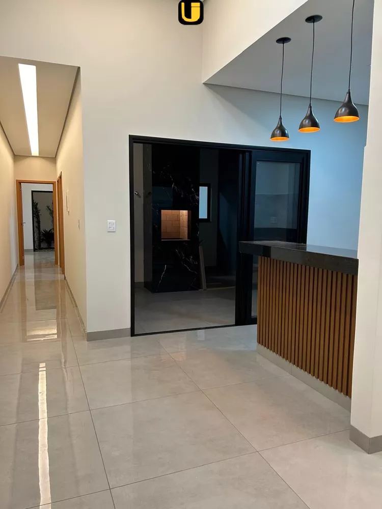 Casa à venda com 2 quartos, 125m² - Foto 7