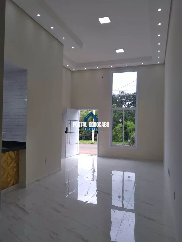 Casa de Condomínio à venda com 3 quartos, 200m² - Foto 2