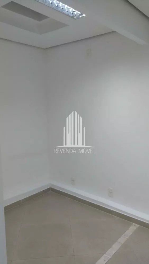 Casa Comercial à venda com 1 quarto, 125m² - Foto 10