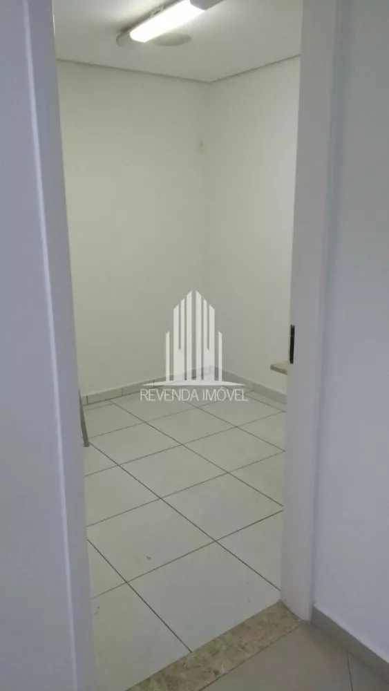 Casa Comercial à venda com 1 quarto, 125m² - Foto 9