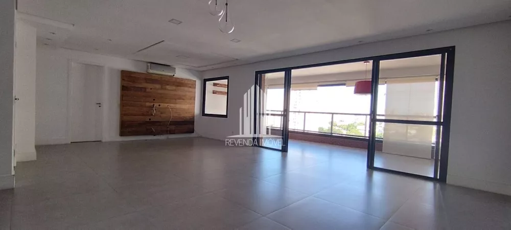 Apartamento à venda com 3 quartos, 168m² - Foto 1