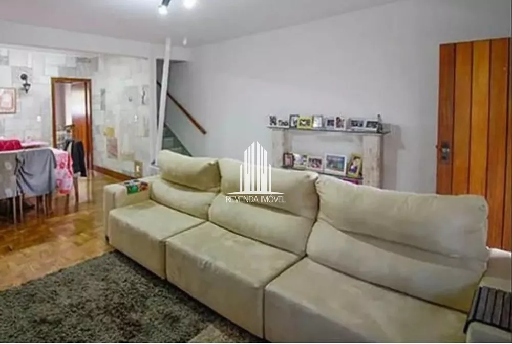 Casa de Vila à venda com 3 quartos, 212m² - Foto 1