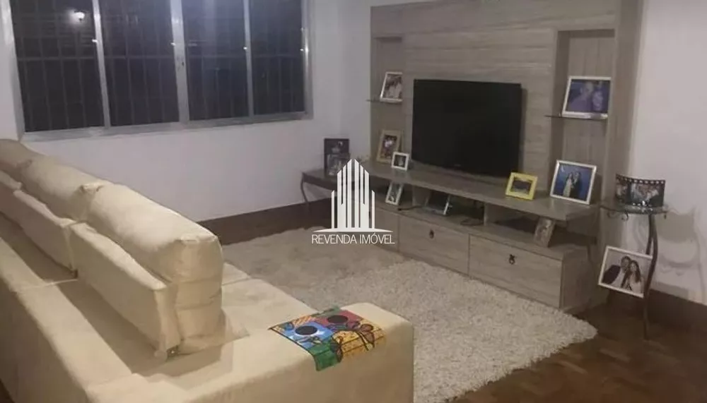 Casa de Vila à venda com 3 quartos, 212m² - Foto 3