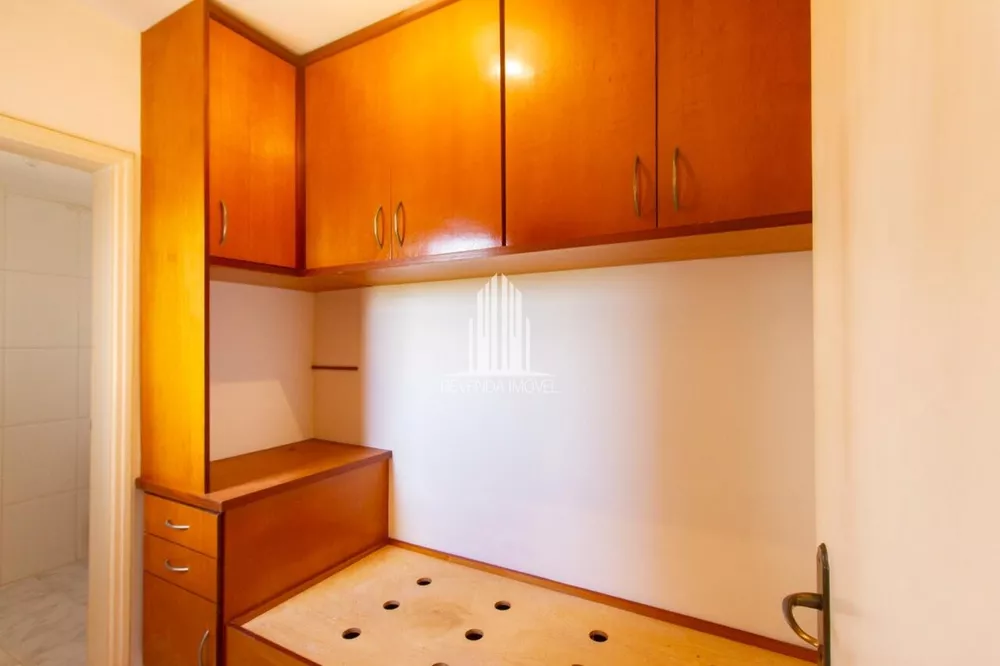 Apartamento à venda com 3 quartos, 184m² - Foto 4