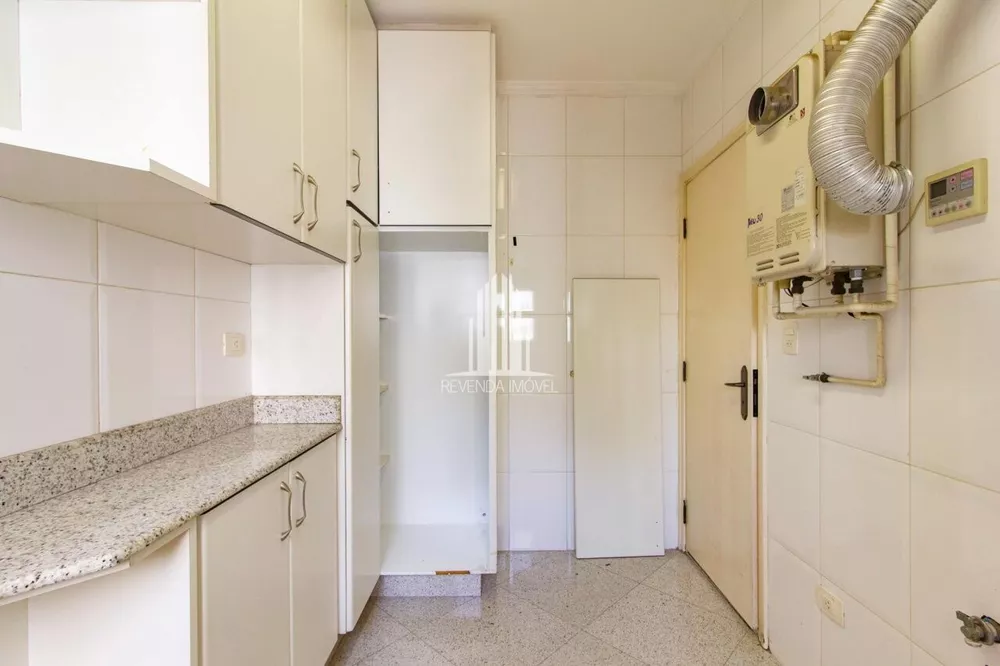 Apartamento à venda com 3 quartos, 184m² - Foto 8