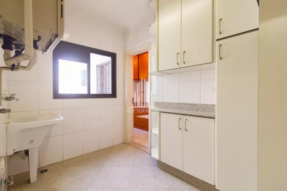 Apartamento à venda com 3 quartos, 184m² - Foto 1