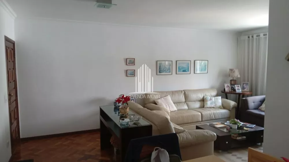 Apartamento à venda com 3 quartos, 110m² - Foto 1