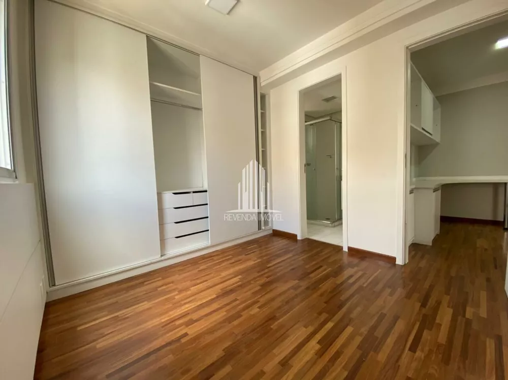 Apartamento à venda com 3 quartos, 233m² - Foto 4