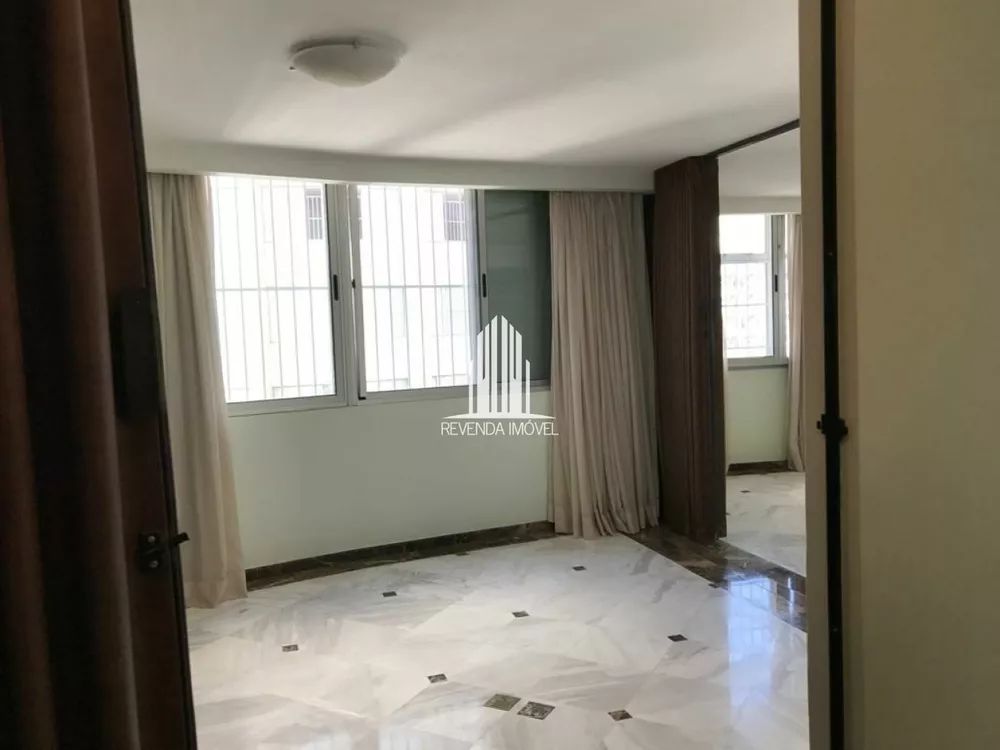 Apartamento à venda com 3 quartos, 190m² - Foto 3