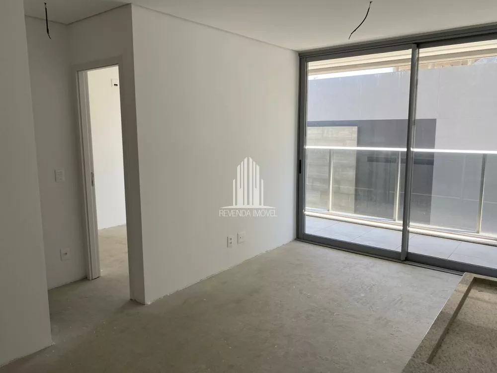 Apartamento à venda com 1 quarto, 40m² - Foto 2