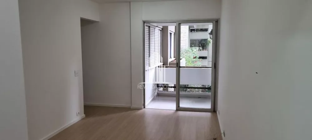 Apartamento à venda com 2 quartos, 63m² - Foto 1