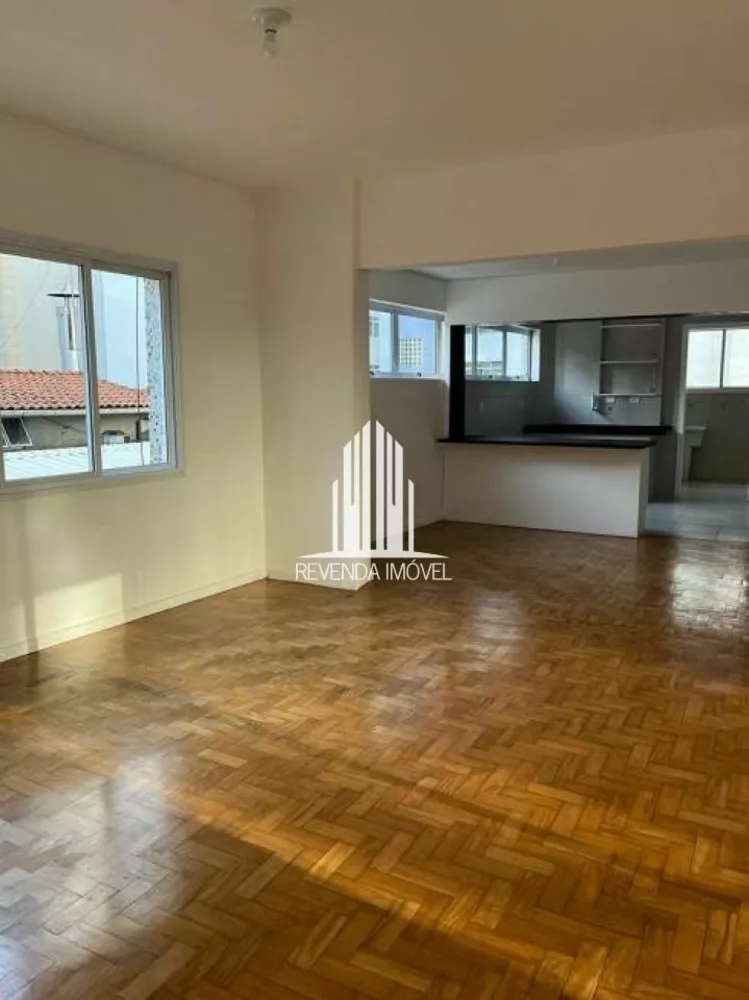 Apartamento à venda com 3 quartos, 145m² - Foto 1