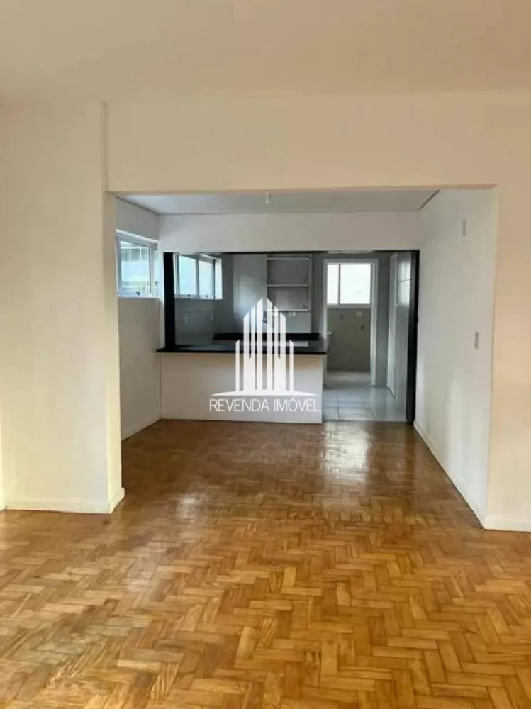 Apartamento à venda com 3 quartos, 145m² - Foto 3