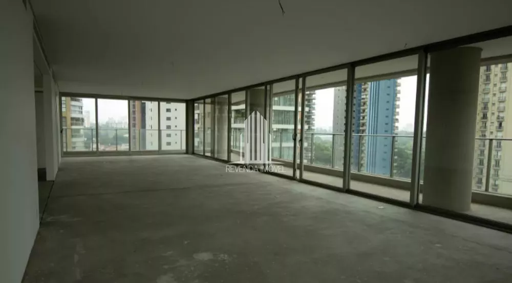 Apartamento à venda com 4 quartos, 632m² - Foto 2