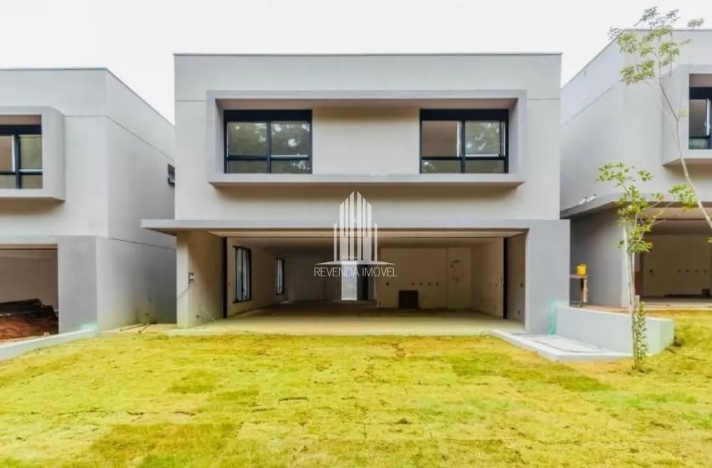 Casa de Condomínio à venda com 4 quartos, 944m² - Foto 1