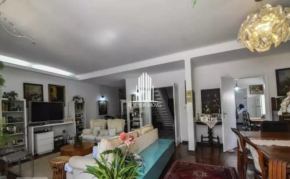 Casa de Vila à venda com 5 quartos, 500m² - Foto 4