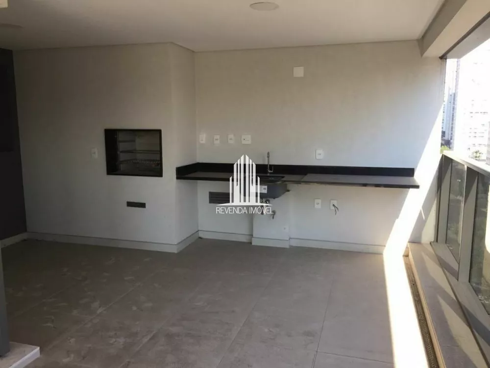 Apartamento à venda com 3 quartos, 192m² - Foto 3