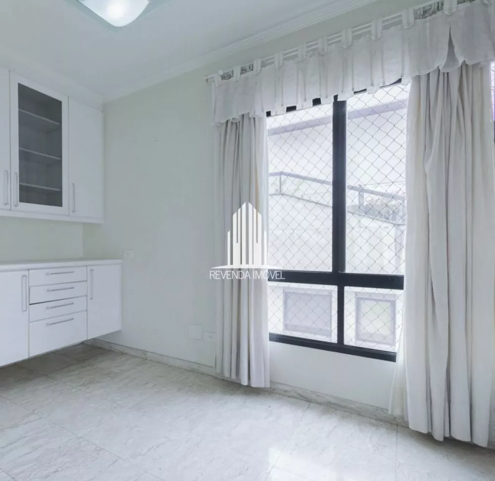 Apartamento à venda com 2 quartos, 200m² - Foto 3