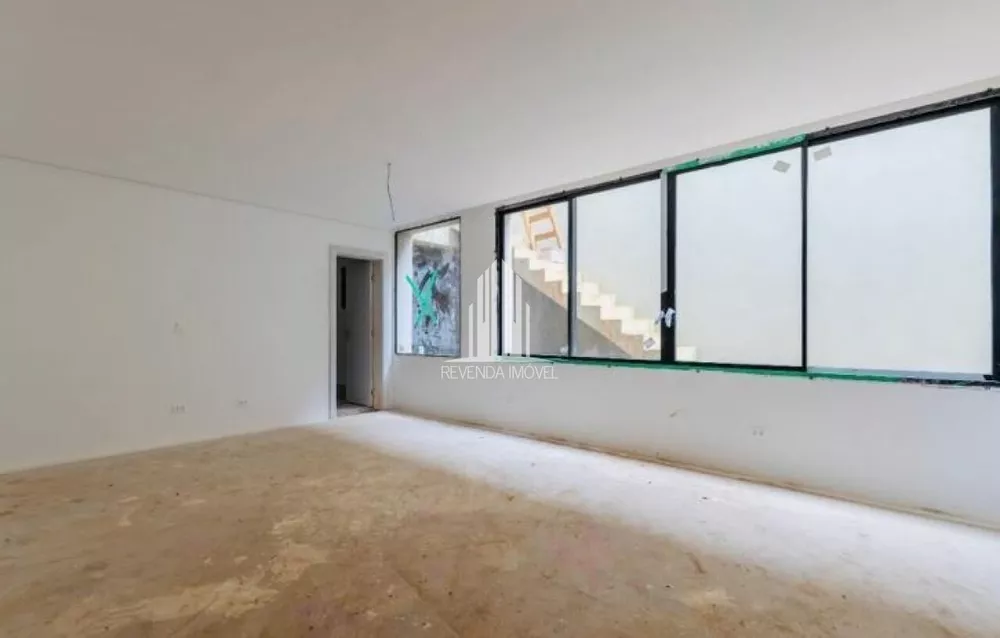 Casa de Condomínio à venda com 4 quartos, 936m² - Foto 1