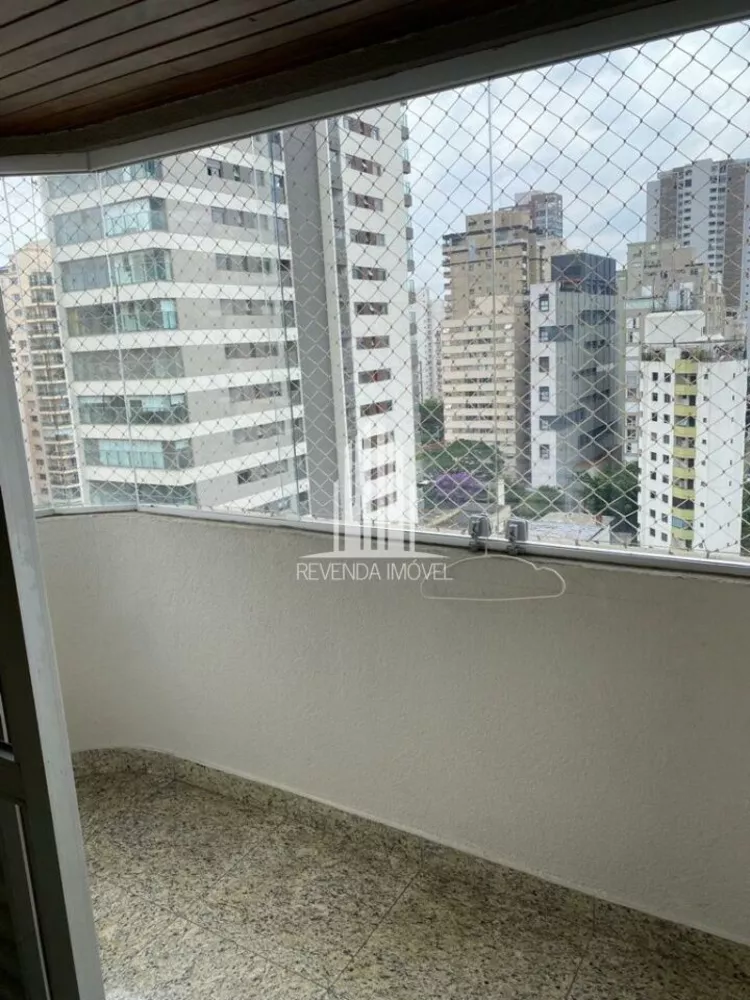 Apartamento à venda com 4 quartos, 200m² - Foto 4