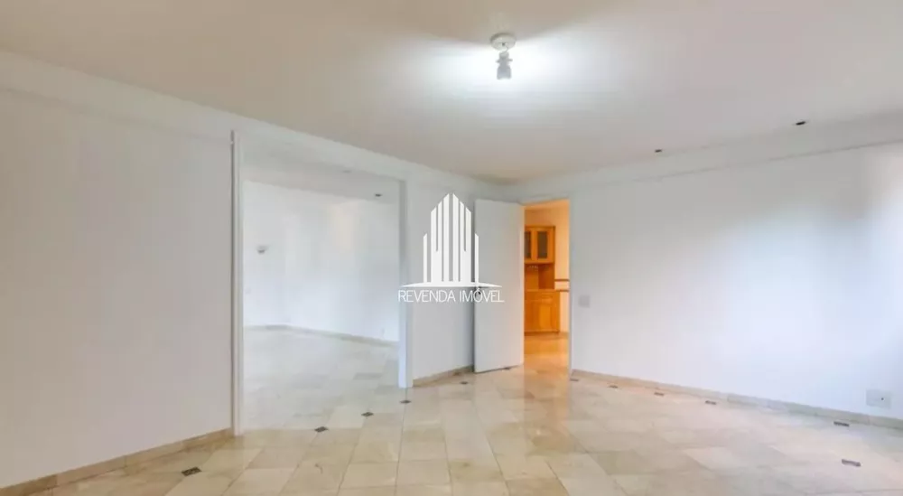 Apartamento à venda com 3 quartos, 230m² - Foto 4