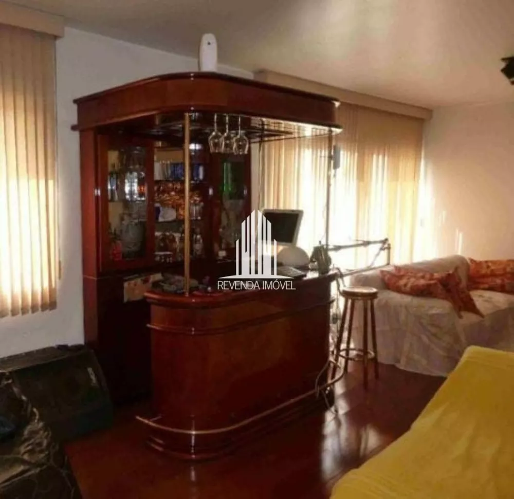 Apartamento à venda com 4 quartos, 180m² - Foto 3