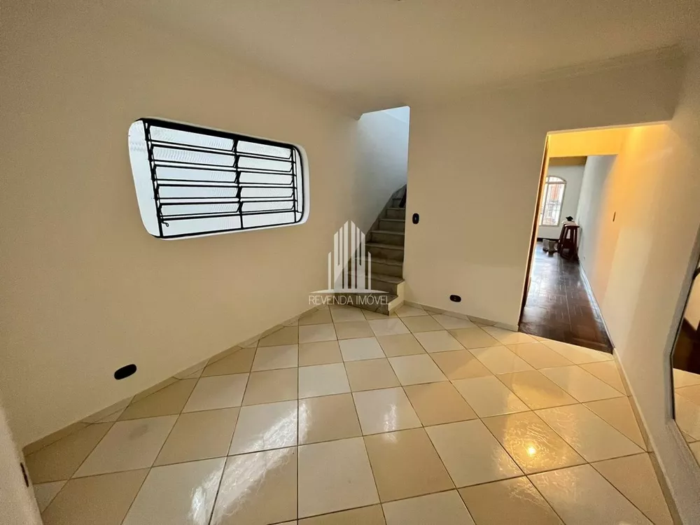 Casa de Vila à venda com 3 quartos, 128m² - Foto 2