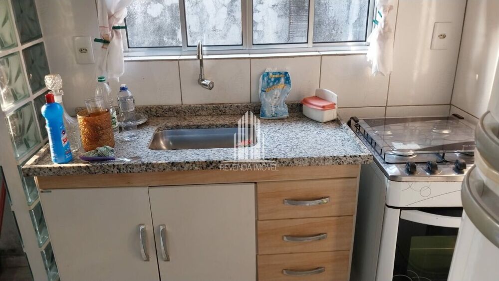 Casa à venda com 2 quartos, 180m² - Foto 2