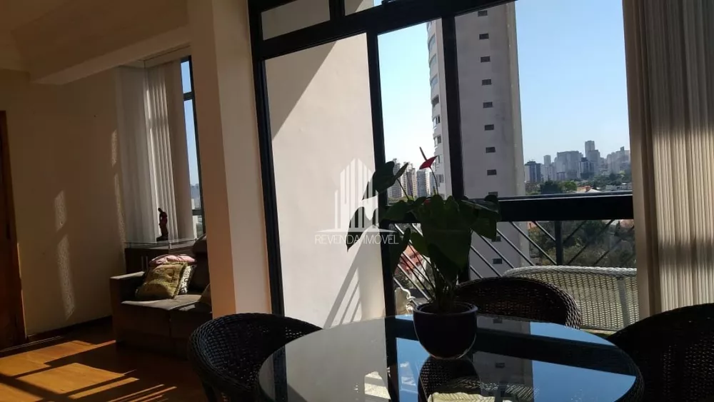 Apartamento à venda com 2 quartos, 137m² - Foto 3