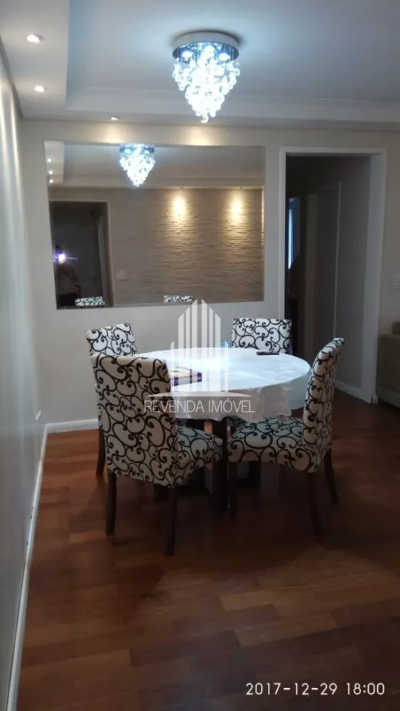 Apartamento à venda com 2 quartos, 65m² - Foto 4