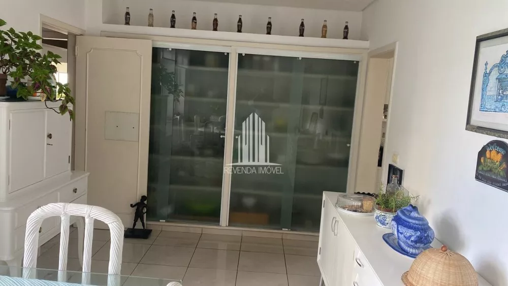 Apartamento à venda com 3 quartos, 330m² - Foto 1