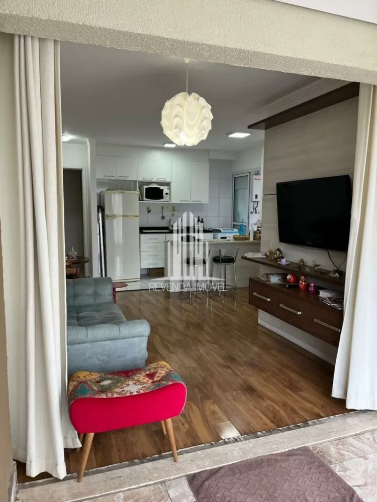 Apartamento à venda com 2 quartos, 64m² - Foto 3