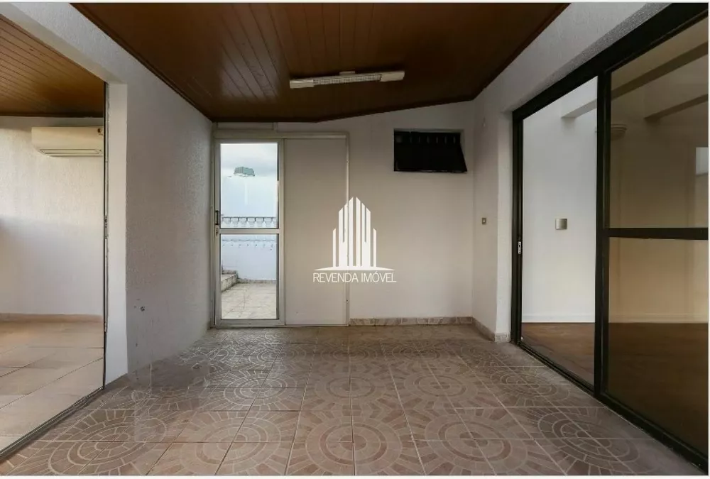 Apartamento à venda com 3 quartos, 220m² - Foto 3