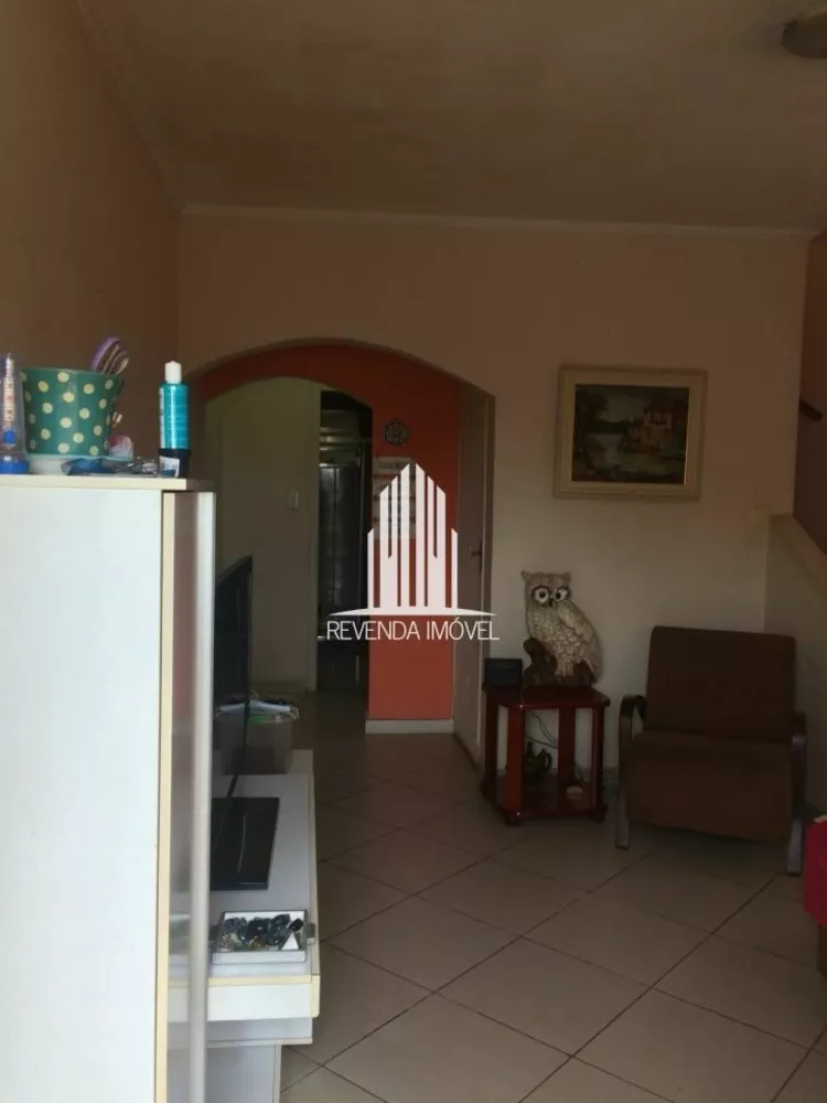 Casa à venda com 3 quartos, 240m² - Foto 2