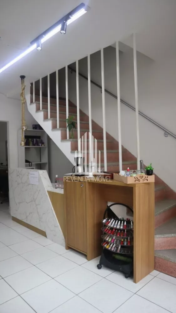 Casa à venda com 2 quartos, 165m² - Foto 2