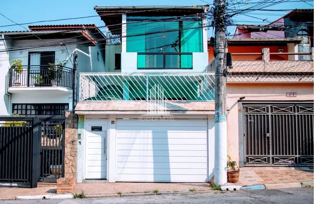 Casa à venda com 4 quartos, 150m² - Foto 1