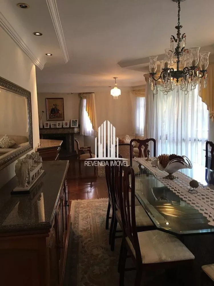 Apartamento à venda com 3 quartos, 298m² - Foto 1