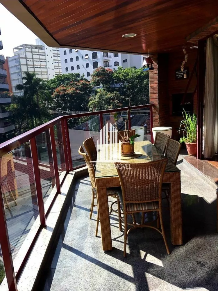 Apartamento à venda com 3 quartos, 298m² - Foto 6