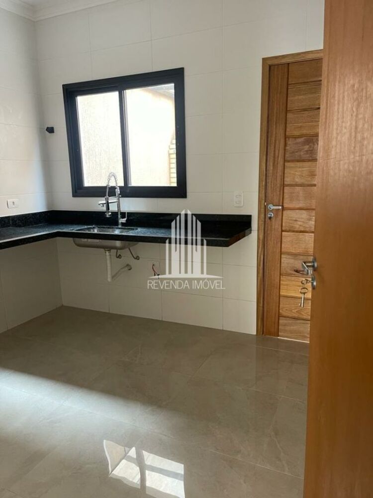 Casa à venda com 3 quartos, 100m² - Foto 2
