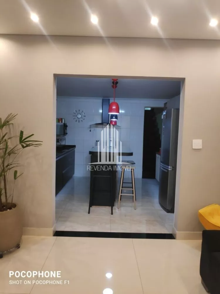 Casa de Vila à venda com 2 quartos, 120m² - Foto 2